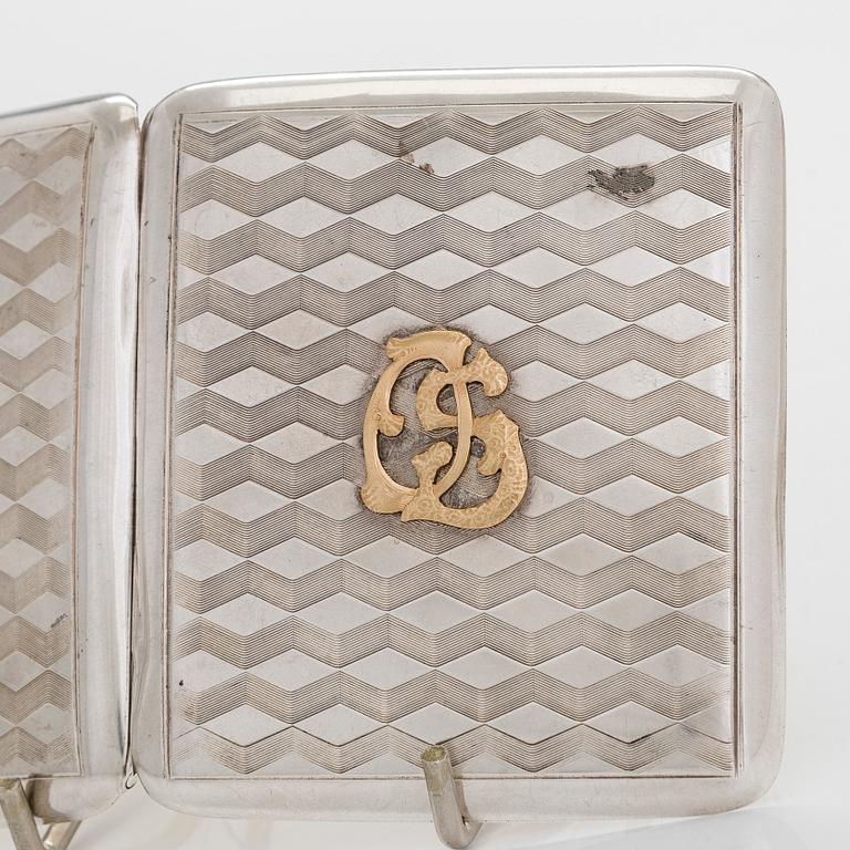 Cigarettetuier, 3 st, silver, bl a Ernst Gideon Bek, Tyskland,  1920-30-tal.