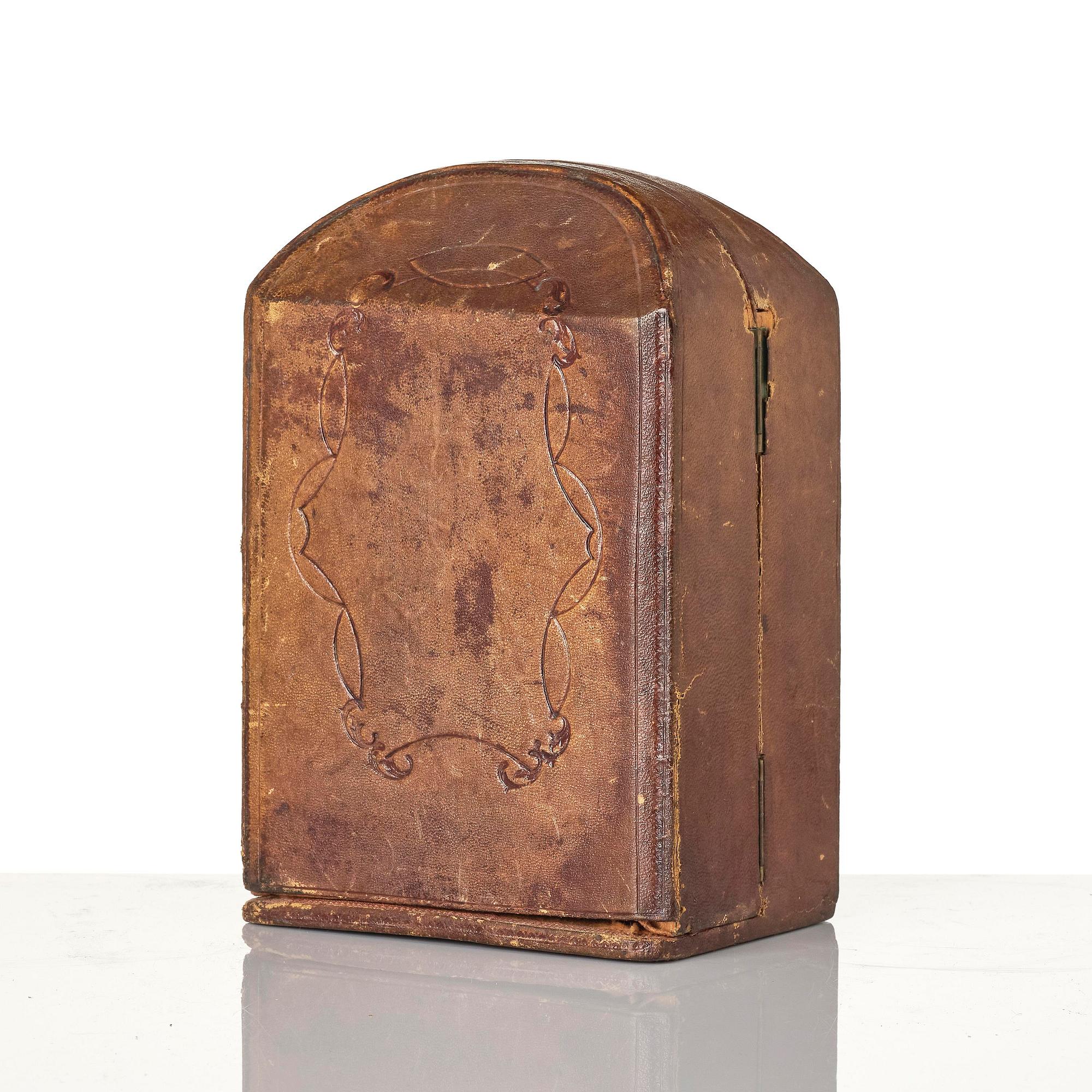 A Traveller's rococo style clock by Anton Liszt Vienna (1828-1868).