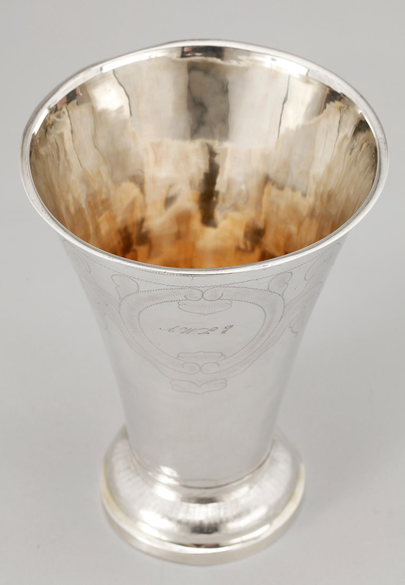 BÄGARE, silver, Johan Adolf Seseman, Arboga, 1817. Ca 370 g.