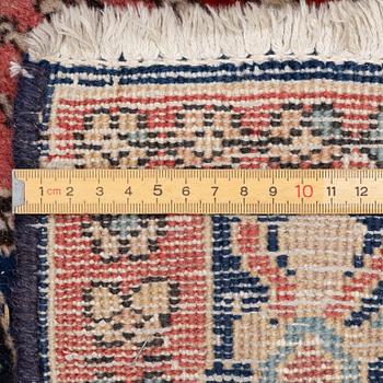 Rug, Bakhtiari, approx. 302 x 160 cm.