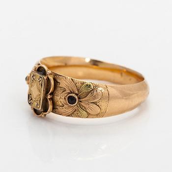 Ring, 18K guld, granater.