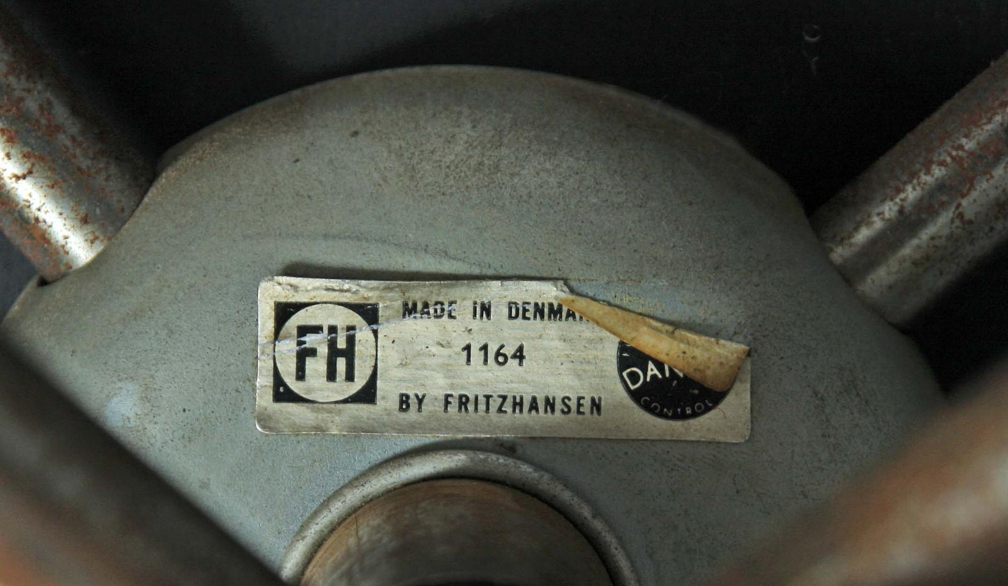 SKRIVBORDSSTOL, "Sjuan", Arna Jacobsen för Fritz Hansen 1964.