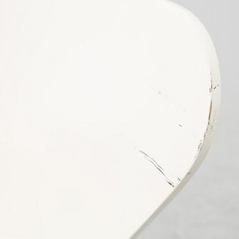 Arne Jacobsen,  a set of 4 chairs "Sjuan", Fritz Hansen, Denmark, 2000.