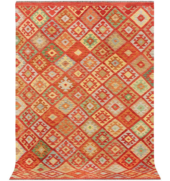 A Kilim carpet, c. 307 x 202 cm.