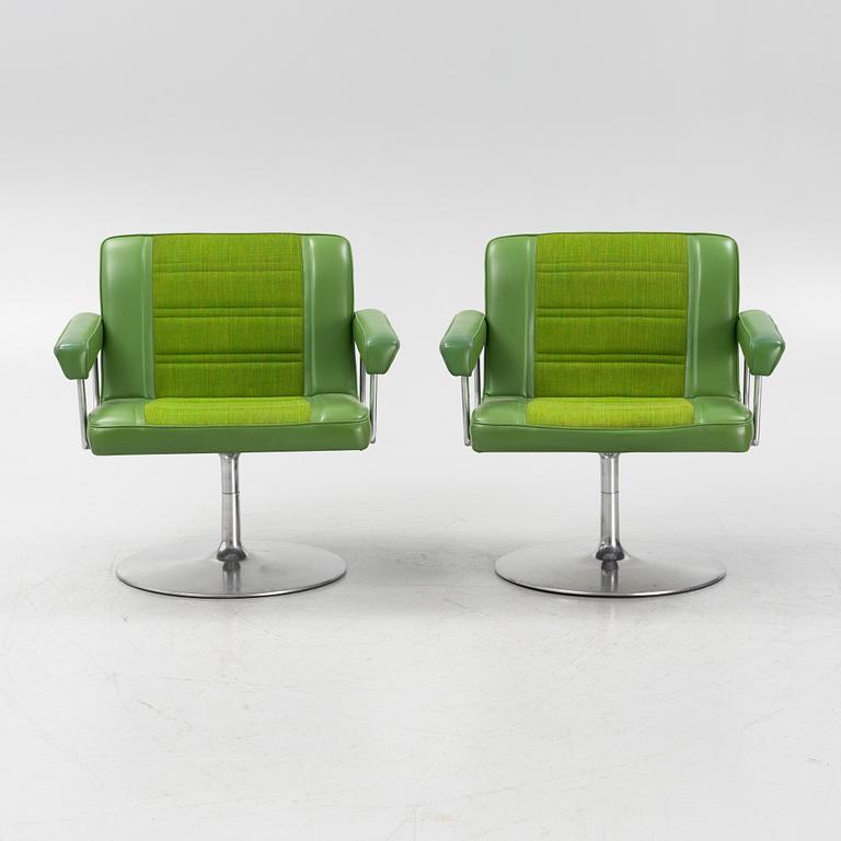 Esko Pajamies, fåtöljer, ett par, "Silver Wing", Asko 1970-tal.