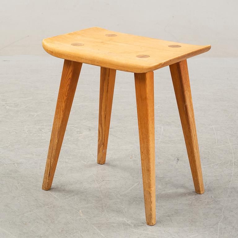 Carl Malmsten, a 'Visingsö' pine stool from AB Karl Andersson & Söner, later part of the 20th Century.