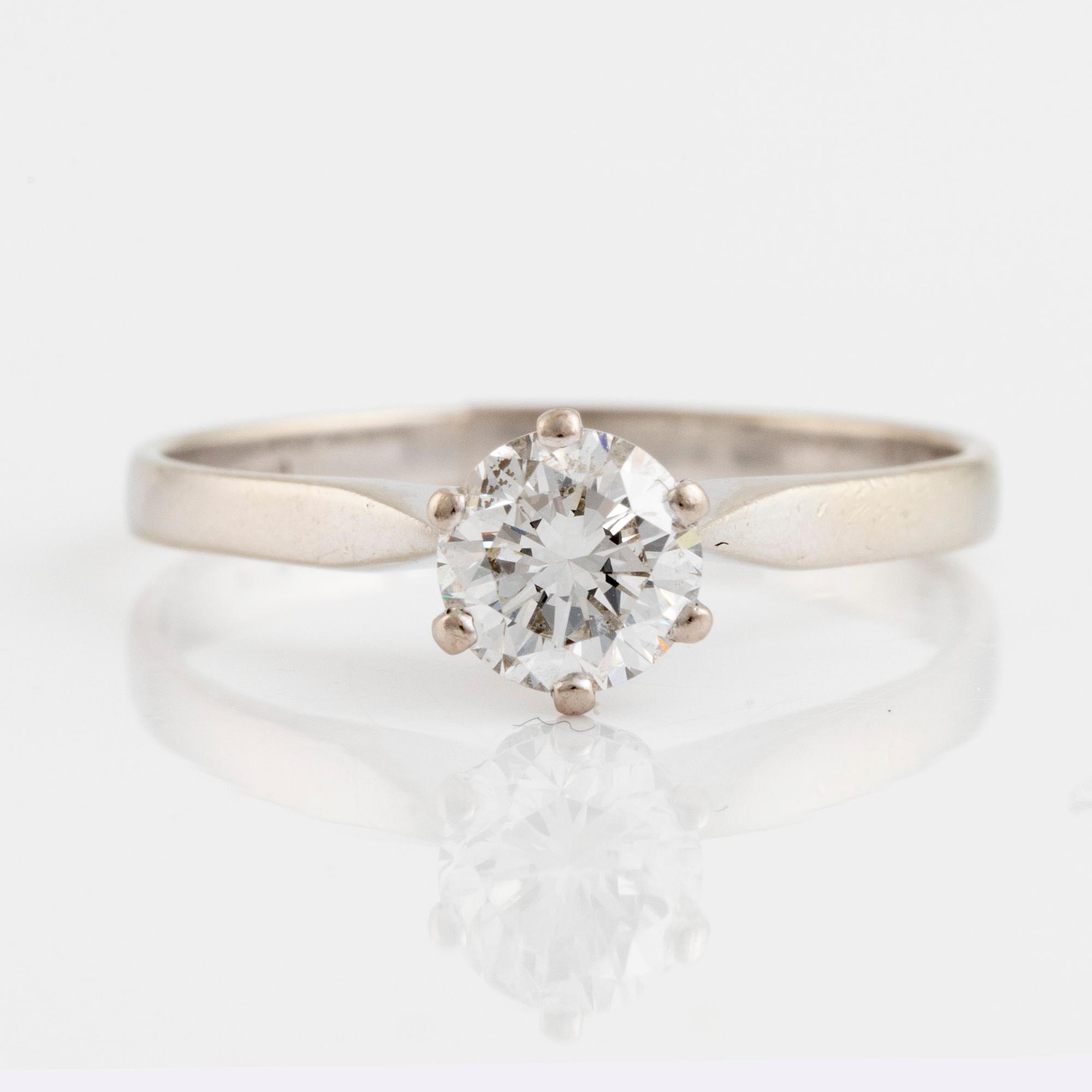 Brilliant cut diamond solitaire ring.
