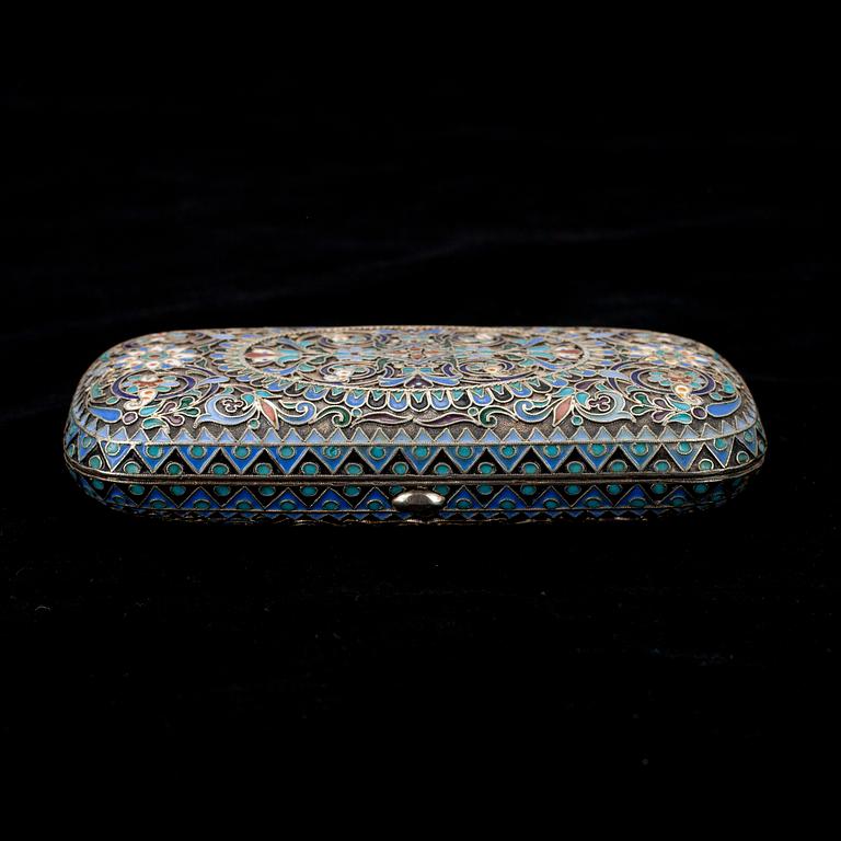 DOSA, silver med cloisonné emalj, Gustav Klingert, Moskva, Ryssland 1880-tal.