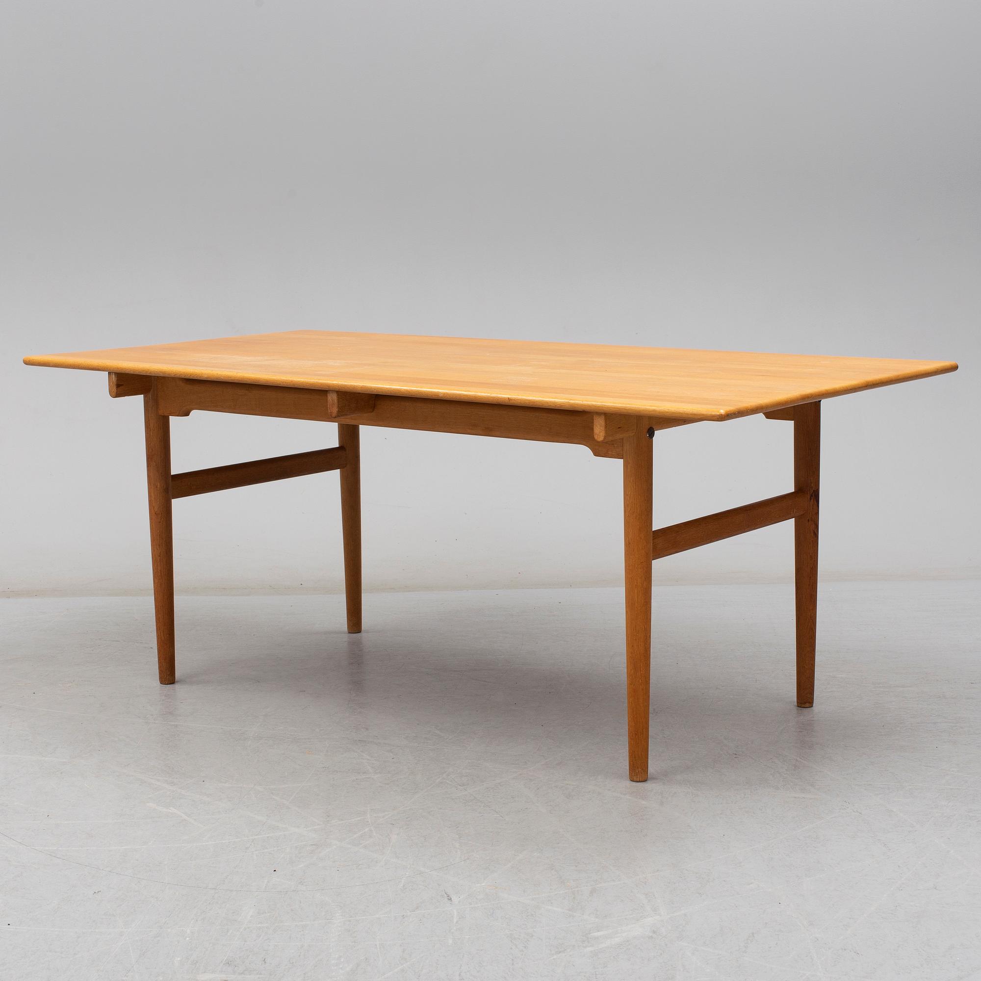 HANS J. WEGNER, a table, model "CH327", Andreas Tuck, Denmark, from the latter half of the 20th century.