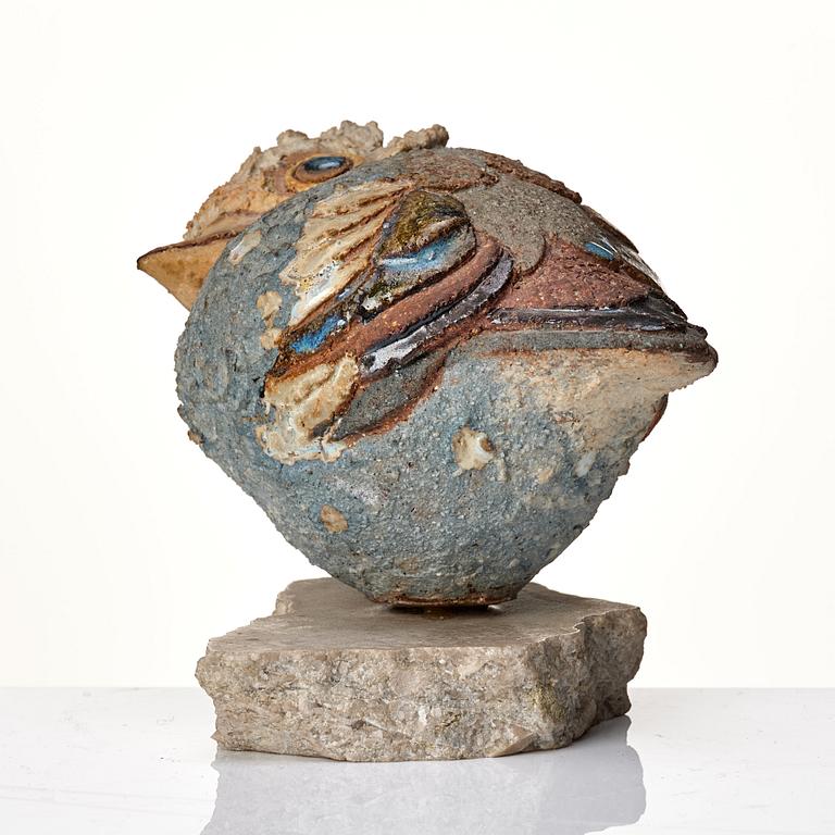 Tyra Lundgren, a stoneware sculpture of a bird, Sweden 1960s-70s.