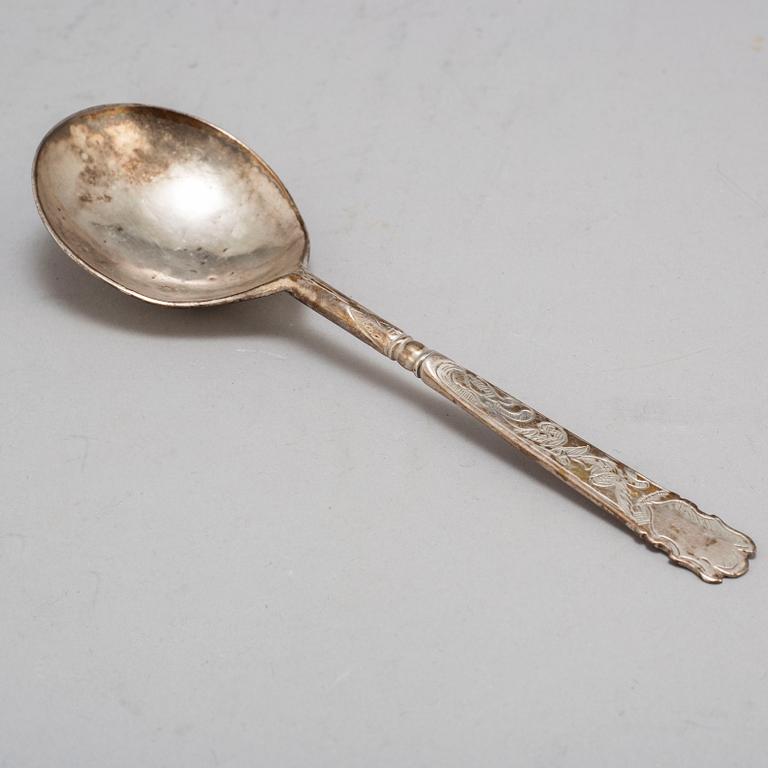 A Norwegian 17th century silver spoon, mark of Herman Brouer (Trondheim 1686-1703.