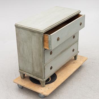 Chest of drawers, late 19th century.