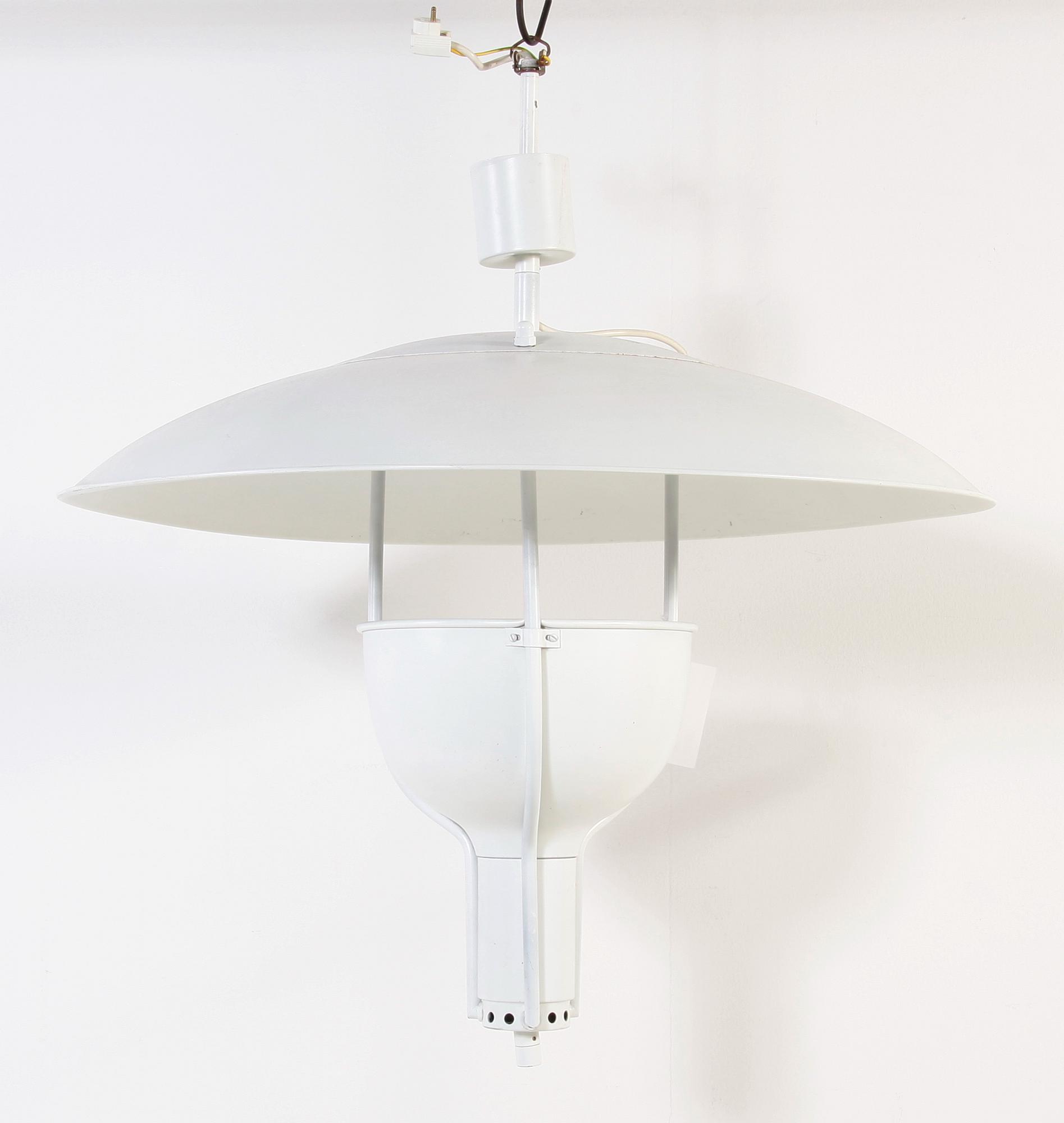 TAKARMATUR, plåt. Uppsala nya armaturfabrik.