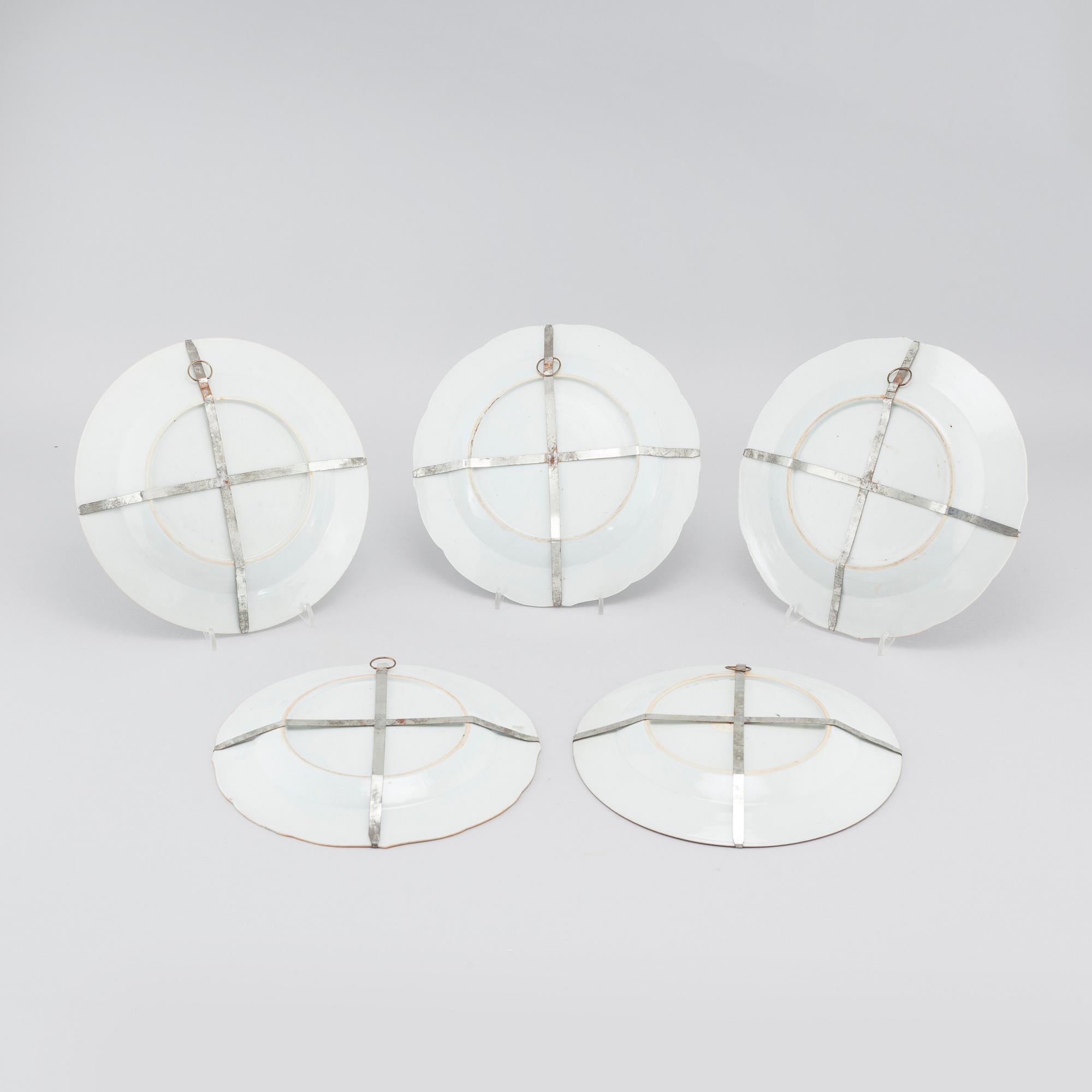 Five porcelain plates from China, Qianlong (1736-1795).