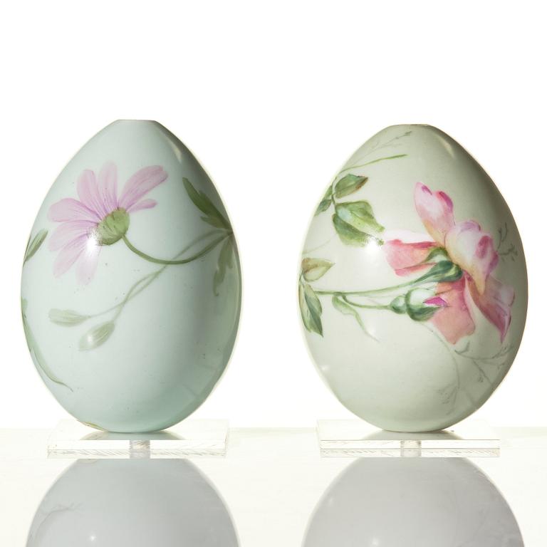 Two Russian porcelain Easter Eggs, circa 1890-1900, presumably Imperial Porcelain Manufactory, St Petersburg.