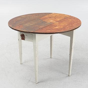 A Gustavian style drop leaf table, 19th Century.