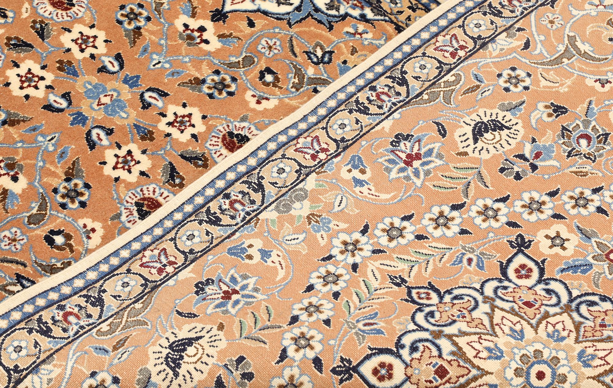 A part silk Nain runner, so-called 9 LAA, approx. 277 x 86 cm.