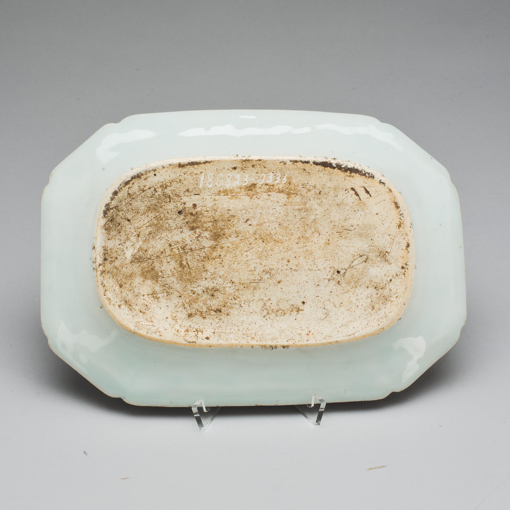 STEKFAT, porslin, Kina, 1700-tal.