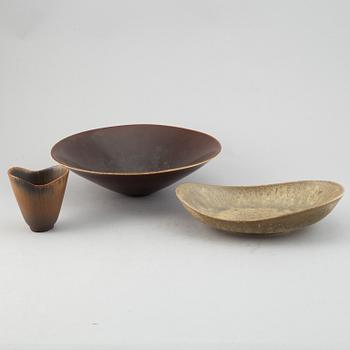 Carl-Harry Stålhane, a stoneware bowl, a dish and and a vase for Rörstrand.