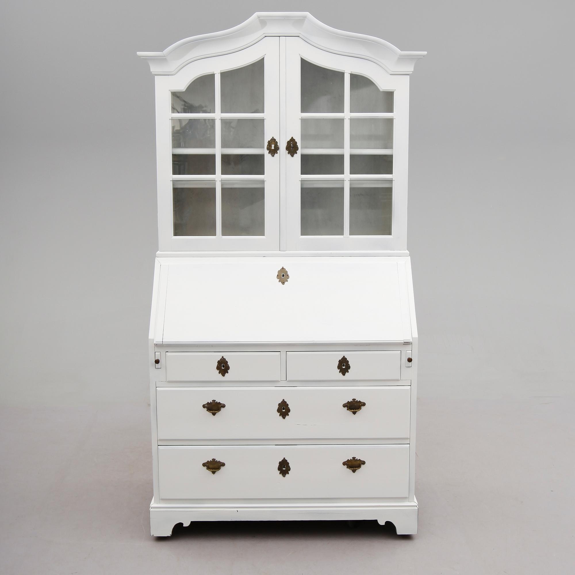 SKÅP, rokokostil, 1900-talets andra hälft.