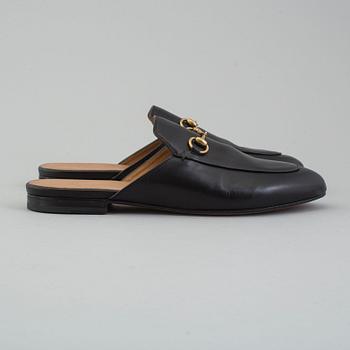 SHOES Gucci, size 39,5.