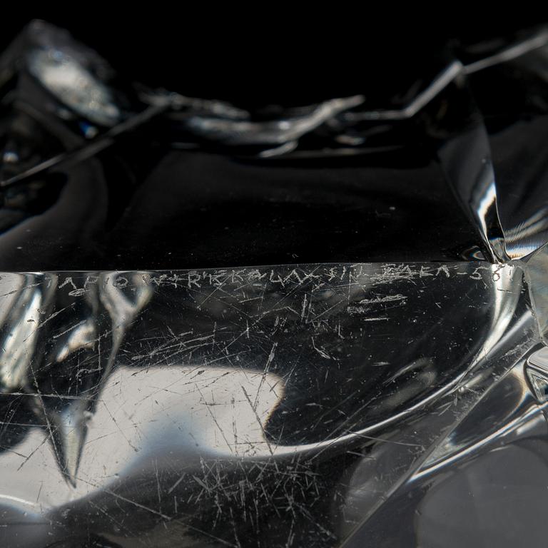 Tapio Wirkkala, a 'Chunk of ice' bowl, signed Tapio irkkala -56.