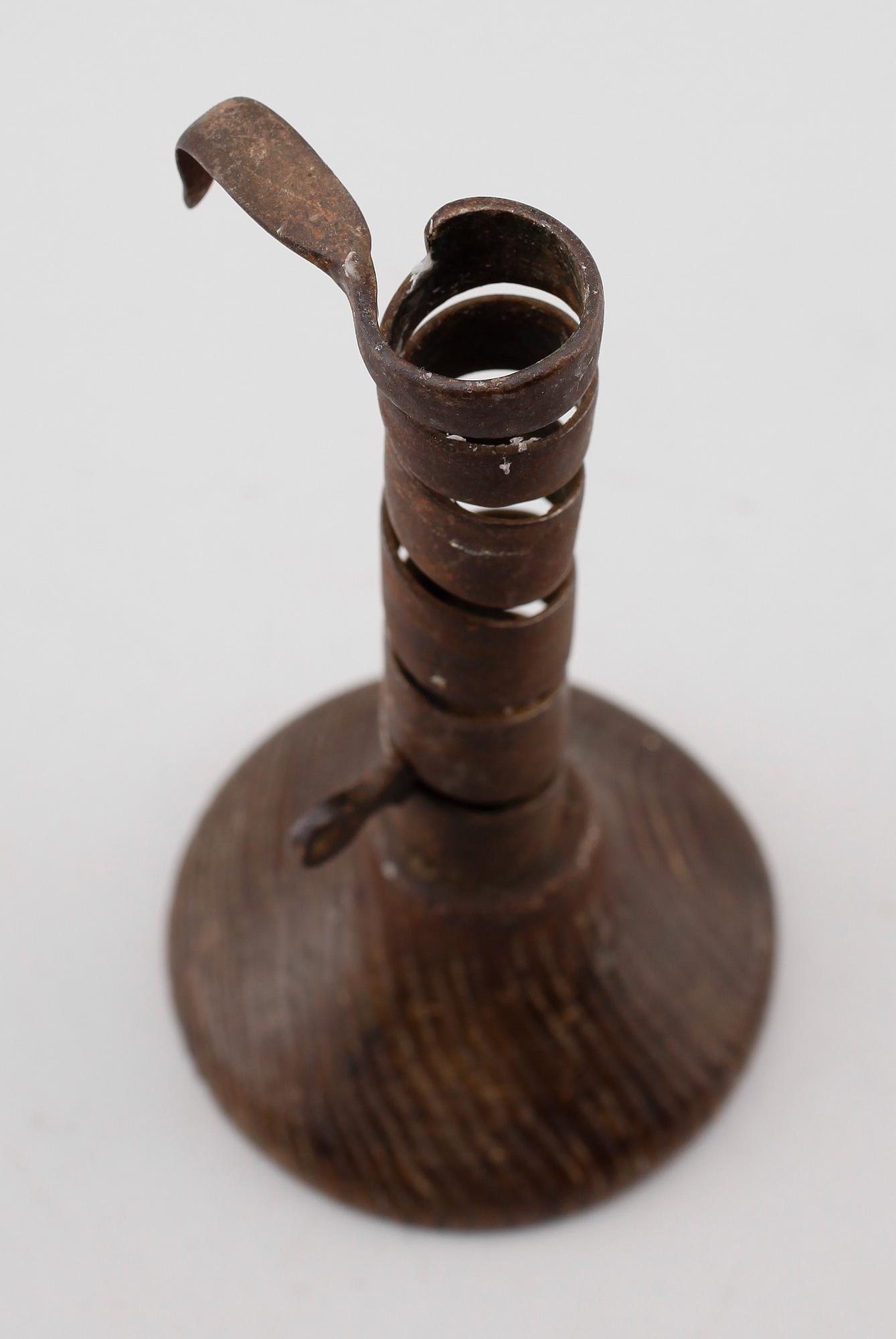 LJUSSTAKE, smide, 1700-tal.