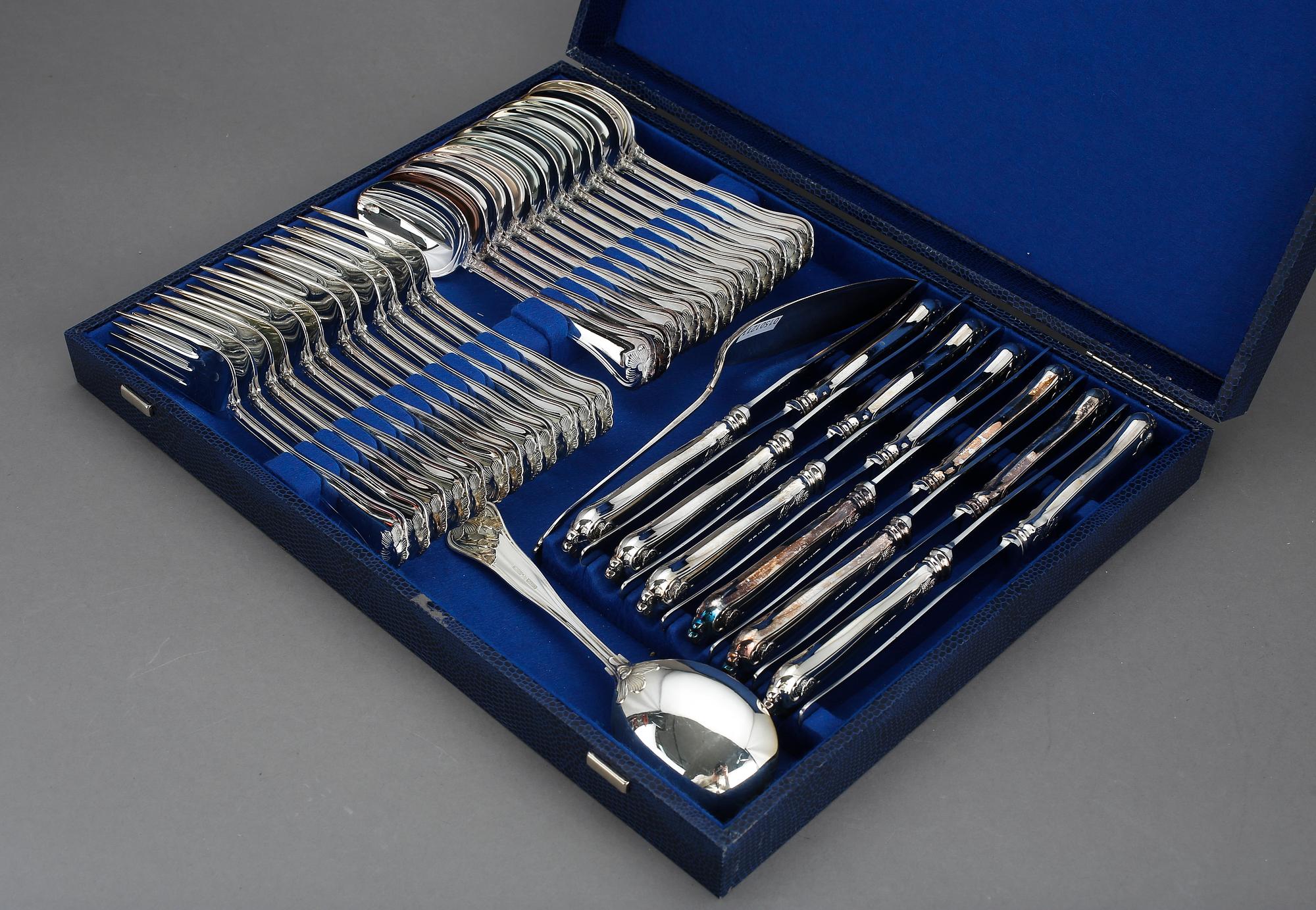 BESTICKSERVIS, 38 delar, silver, Sachsisk modell, Mema samt Cohr (1), 1990-tal. Vikt exkl delar med stålblad ca 2968 g.