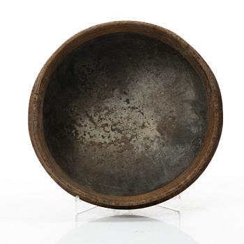 Turned bowl, folk art, 19th century.