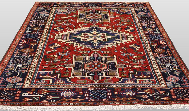 A Garadje rug, 195 x 164 cm.