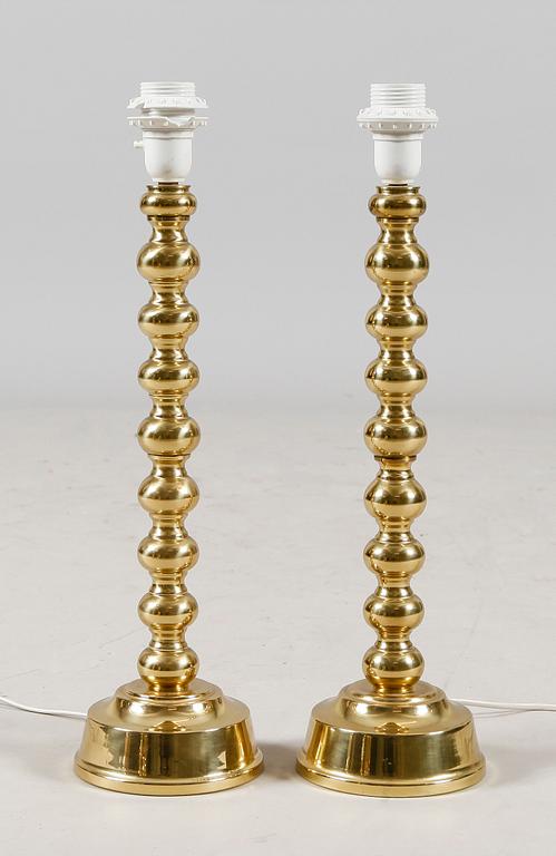 BORDSLAMPOR, 1 par, mässing, EAE no 417, 1900-talets mitt.