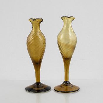 A pair of glass vases, 19th century/first part of the 20th century.