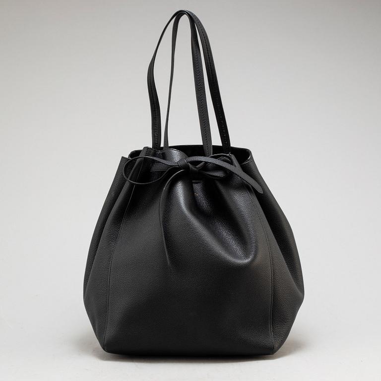 CÉLINE, a black calf leather 'Cabas Phantom' tote bag.