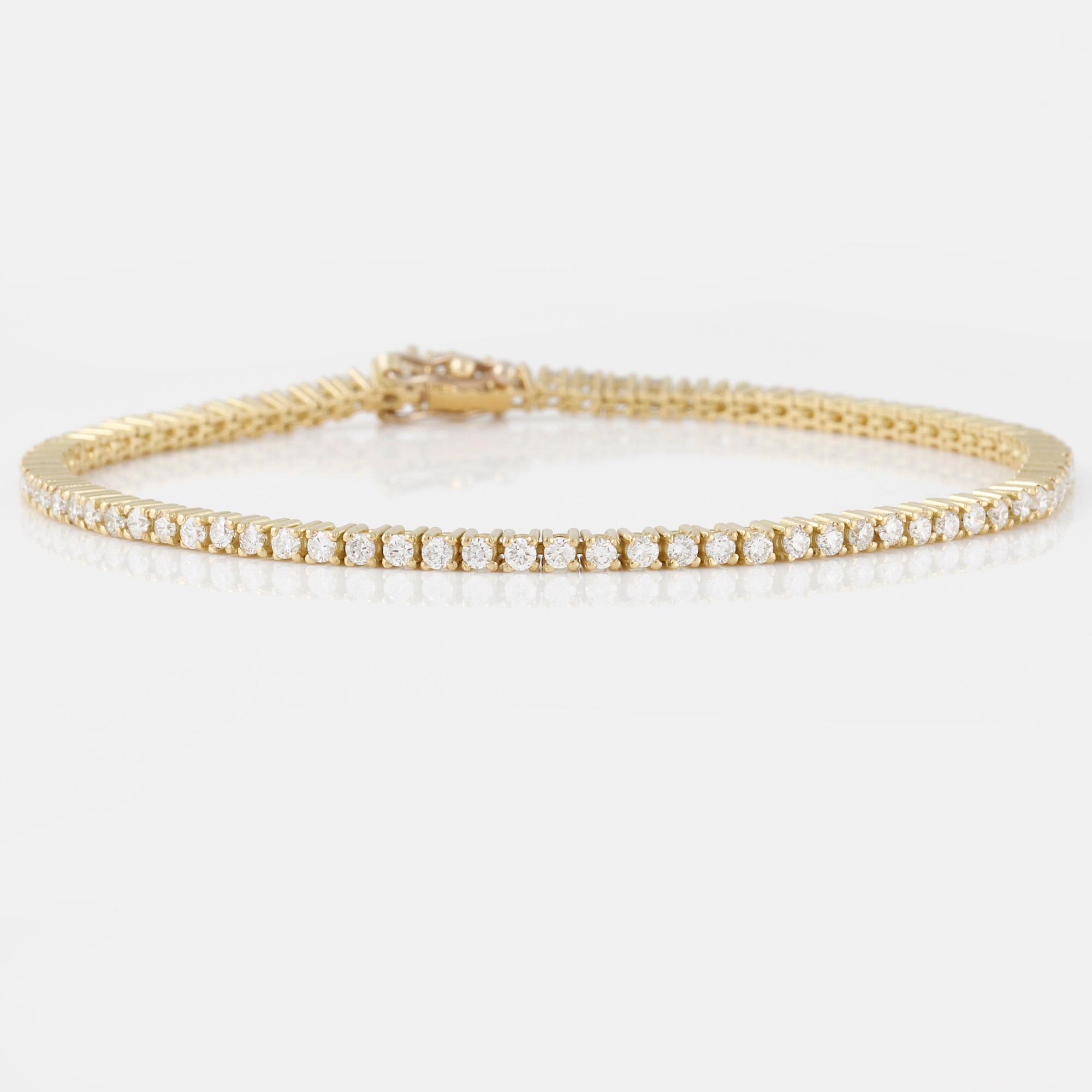 ARMBAND, sk tennisarmband, med briljantslipade diamanter ca 2.20 ct.