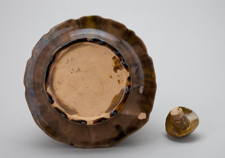 KANNA, fajans, möjligen England 1800-talets mitt.