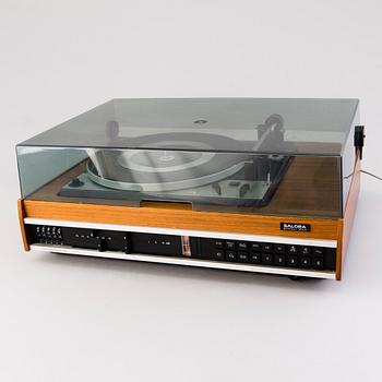 Stereo 3001 Orthoperspecta, Stereo Amplifier, FM-radio and a turntable by Salora Finland.