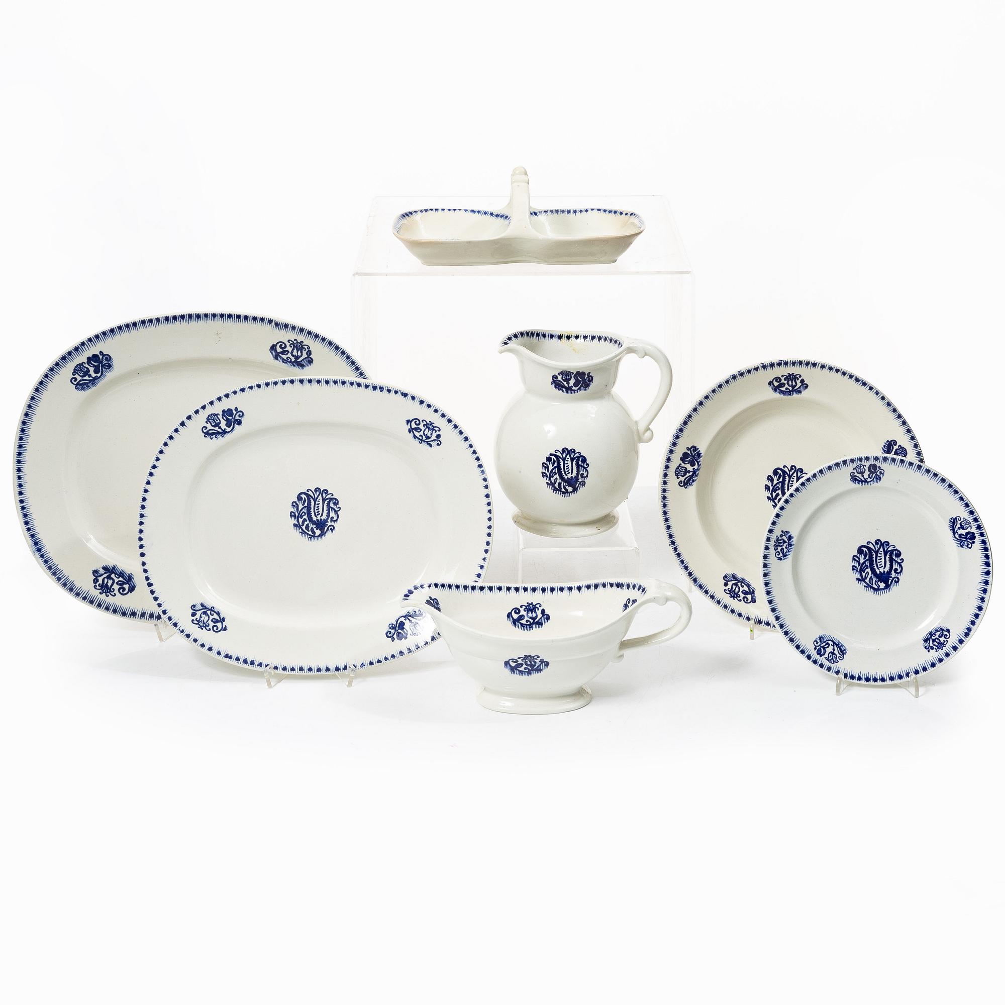Wilhelm Kåge, 30 pieces of an 'Arbetarservisen' with decoration 'Apollo', gustavsberg, Sweden, 1917-1920.
