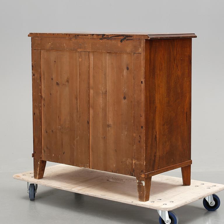 BYRÅ, gustaviansk stil, 1900-talets början.