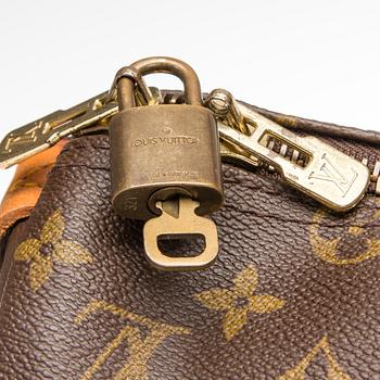LAUKKU, "Keepall 45", Louis Vuitton.