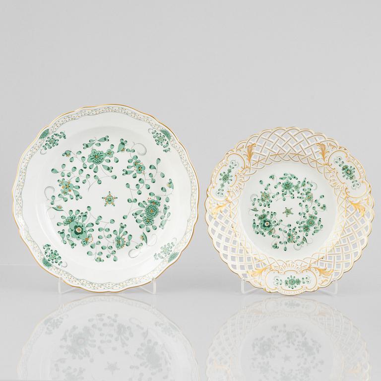 Dinner and coffee service, 72 pieces, porcelain, "Indische Malerei Grün", Meissen, Germany.