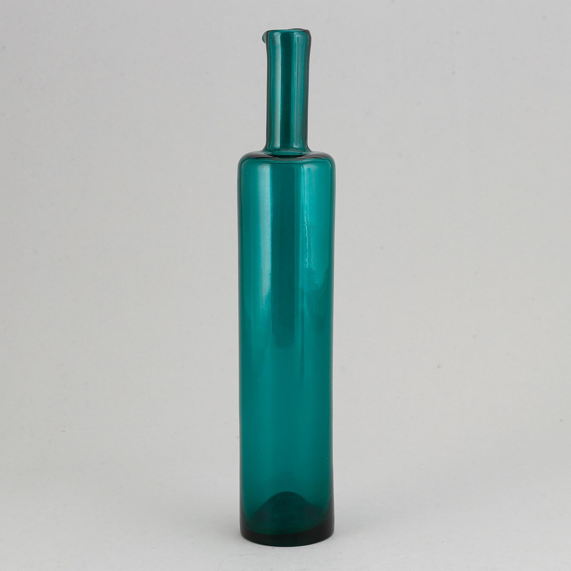 Nanny Still, a glass bottle, signed Riihimäen Lasi O.Y Nanny Still.