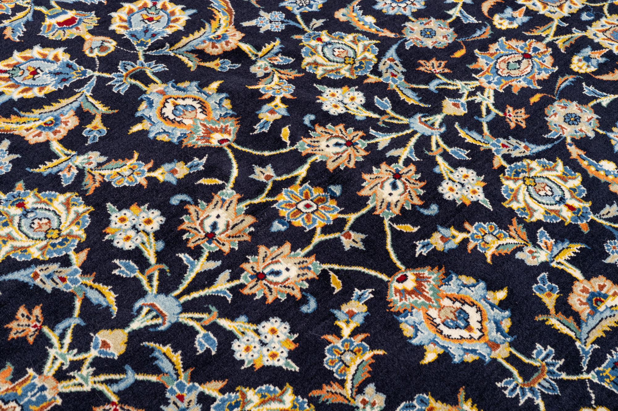 Carpet, Keshan, approx. 340 x 240 cm.