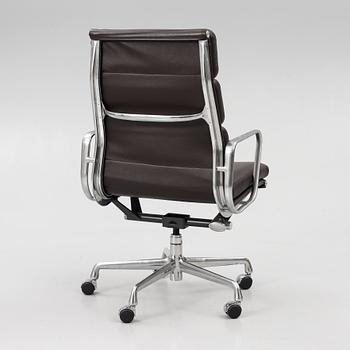 Charles & Ray Eames, kontorsstol, "Soft Pad Chair EA 219, high backrest", Herman Miller, 2000-tal.