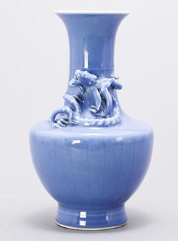 VAS, porslin, Kina, 1900-tal.