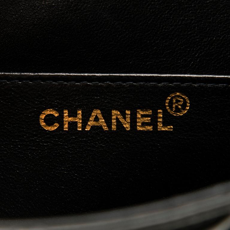 CHANEL, SALKKU.