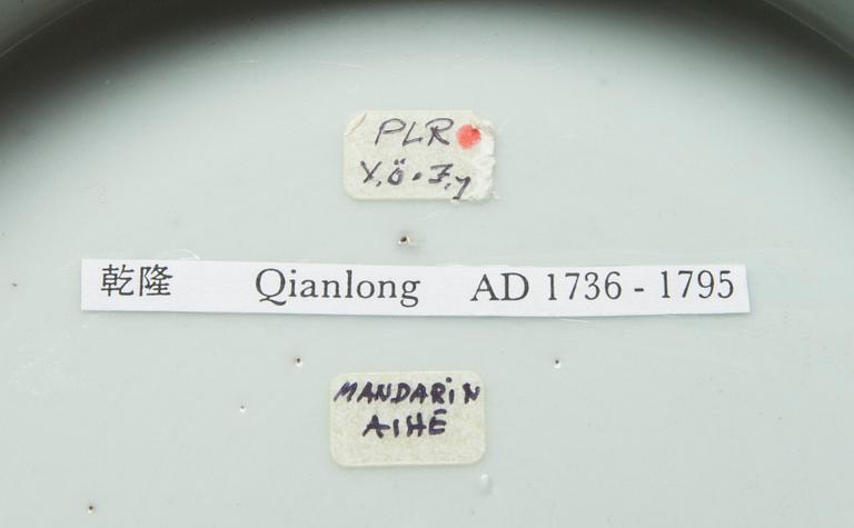 SKÅL, porslin, Kina Qianlong 1736-95.
