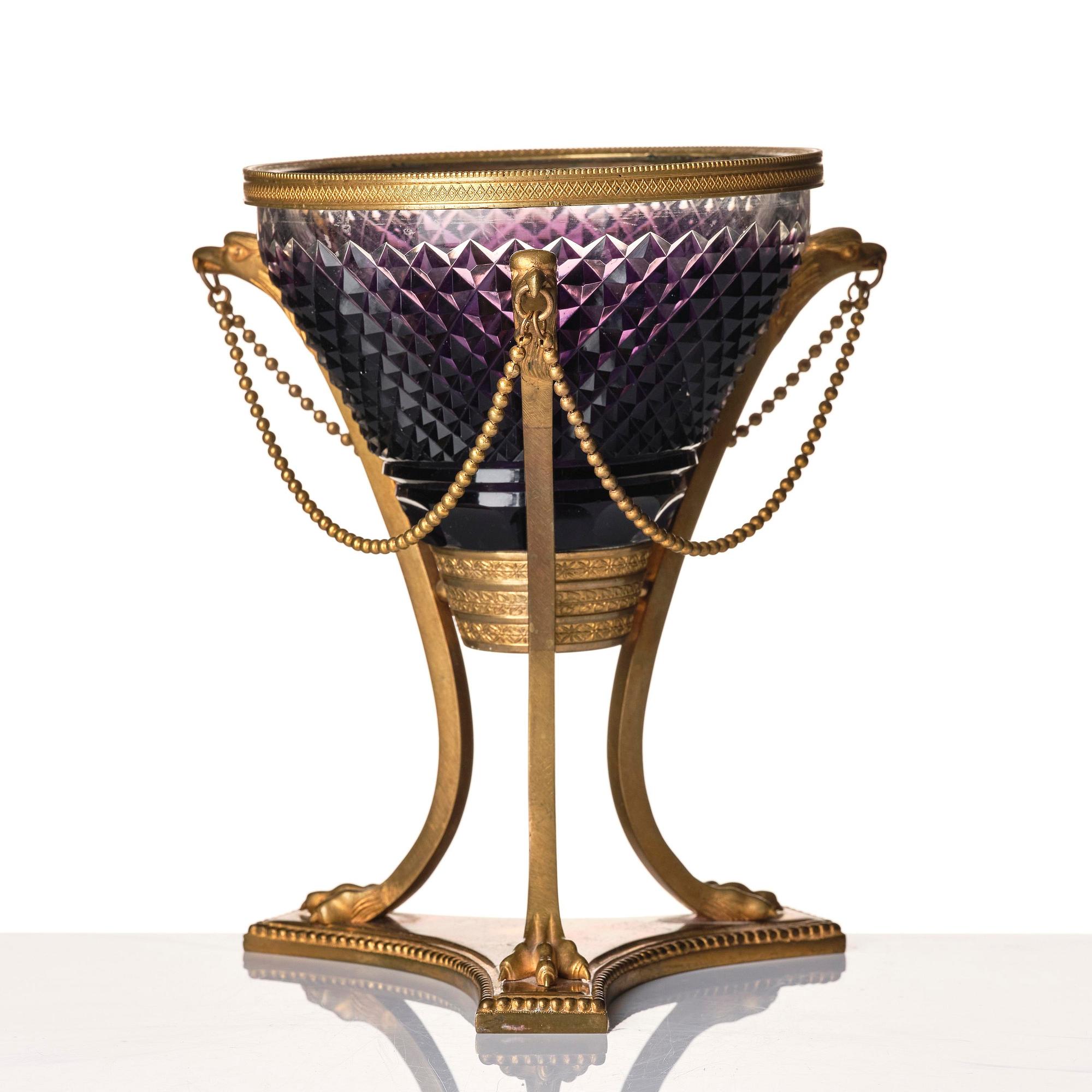 Uppsatsskål, troligen Ryssland, sent 1800-tal, Empirestil.