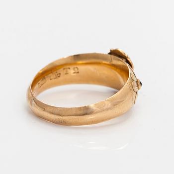 Ring, 18K guld, granater.