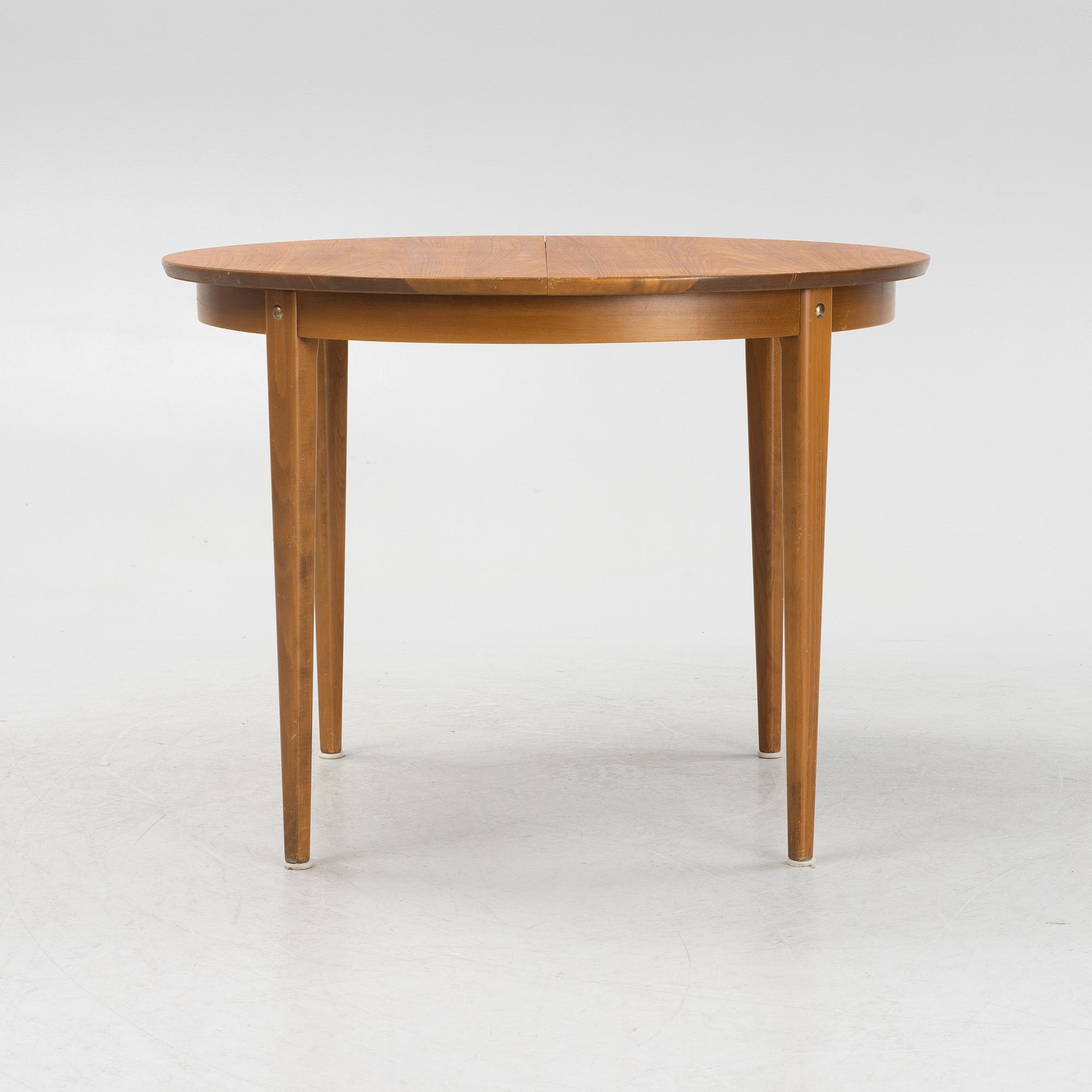 A dining table, 1960's/70's.