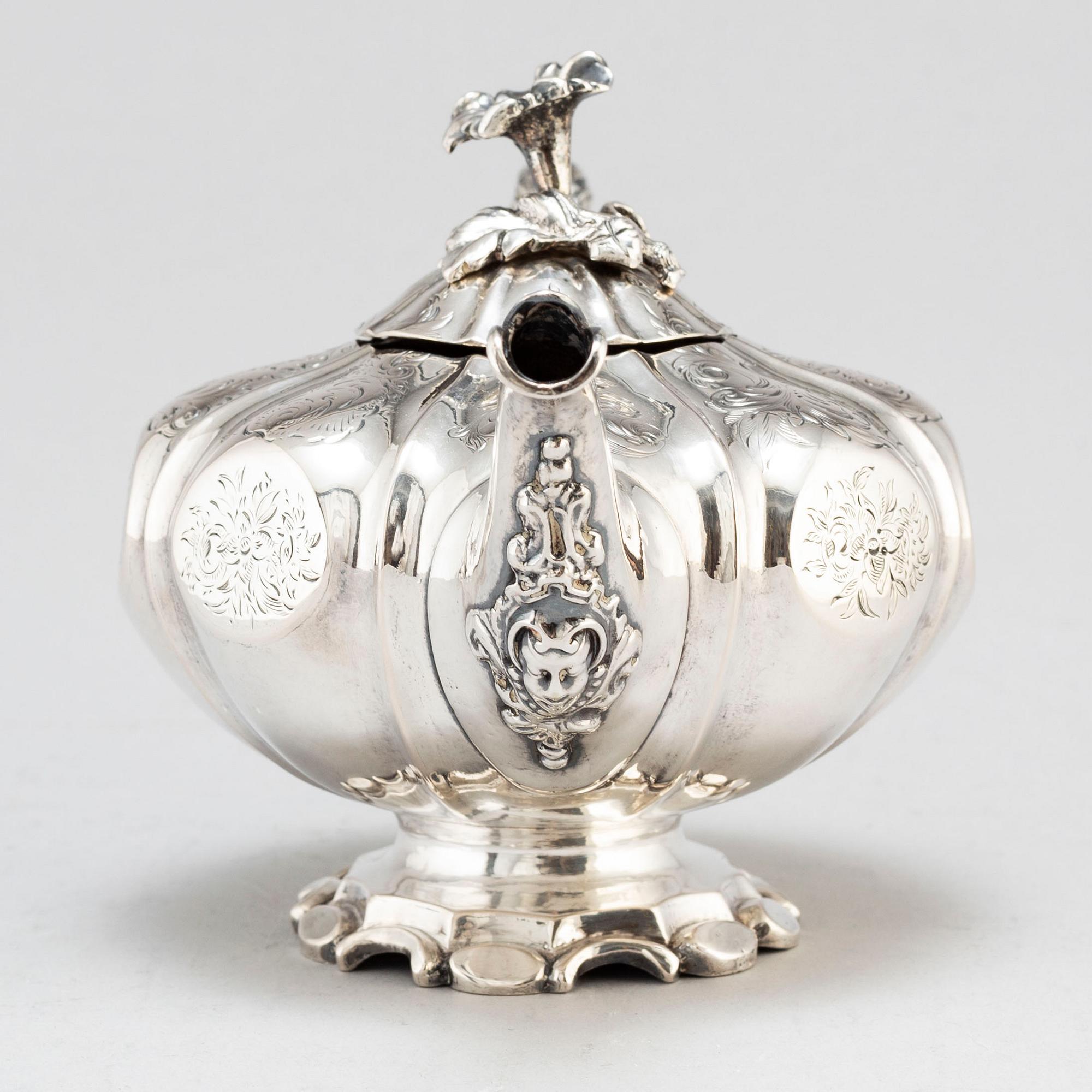 Christian Hammer, tekanna liten, silver, Stockholm 1849.
